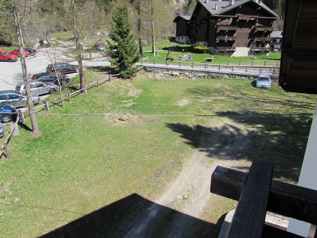 Casa Alpina Don Guanella Bed & Breakfast Macugnaga Eksteriør bilde