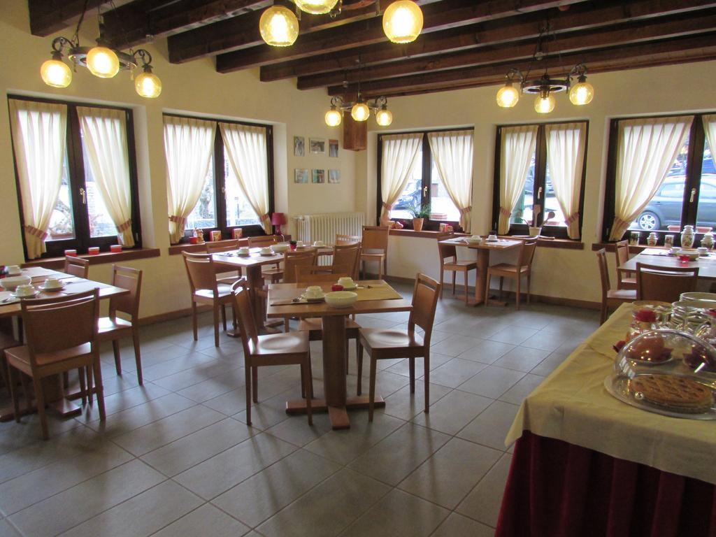 Casa Alpina Don Guanella Bed & Breakfast Macugnaga Eksteriør bilde