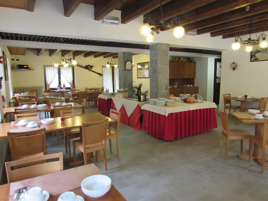Casa Alpina Don Guanella Bed & Breakfast Macugnaga Eksteriør bilde