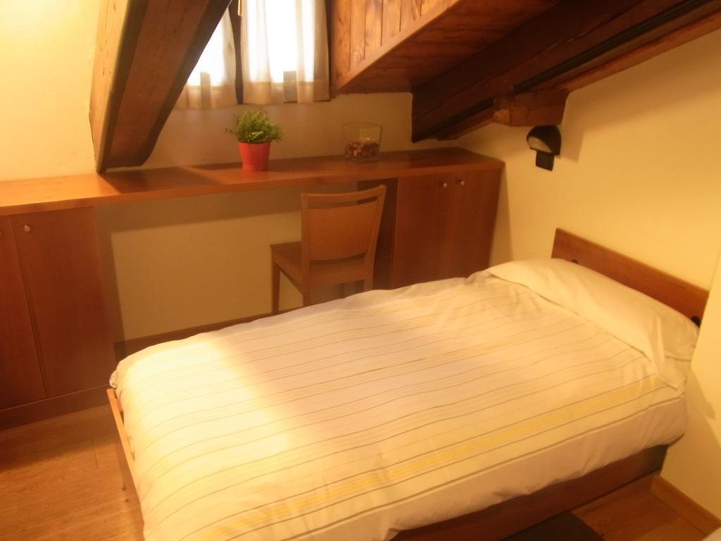 Casa Alpina Don Guanella Bed & Breakfast Macugnaga Eksteriør bilde